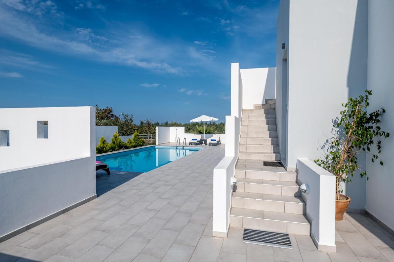 Asteria Pearl Villa 2 With Rooftop Jacuzzi ตีกากี ภายนอก รูปภาพ