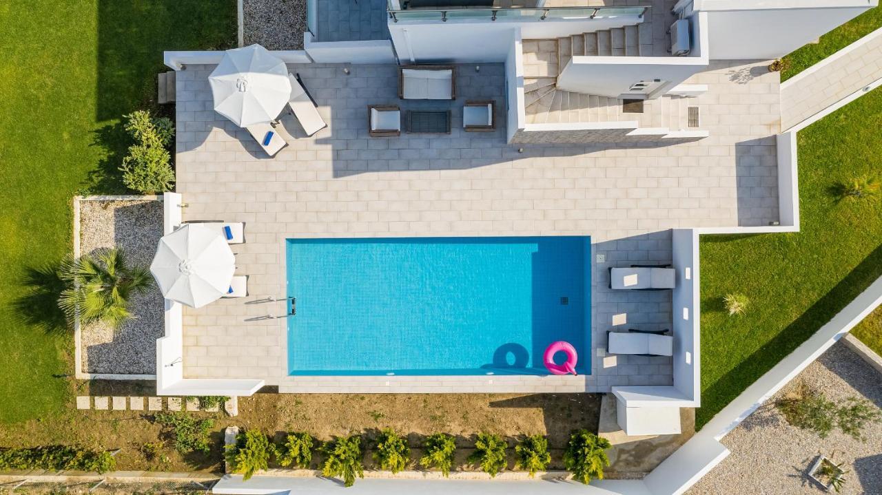 Asteria Pearl Villa 2 With Rooftop Jacuzzi ตีกากี ภายนอก รูปภาพ
