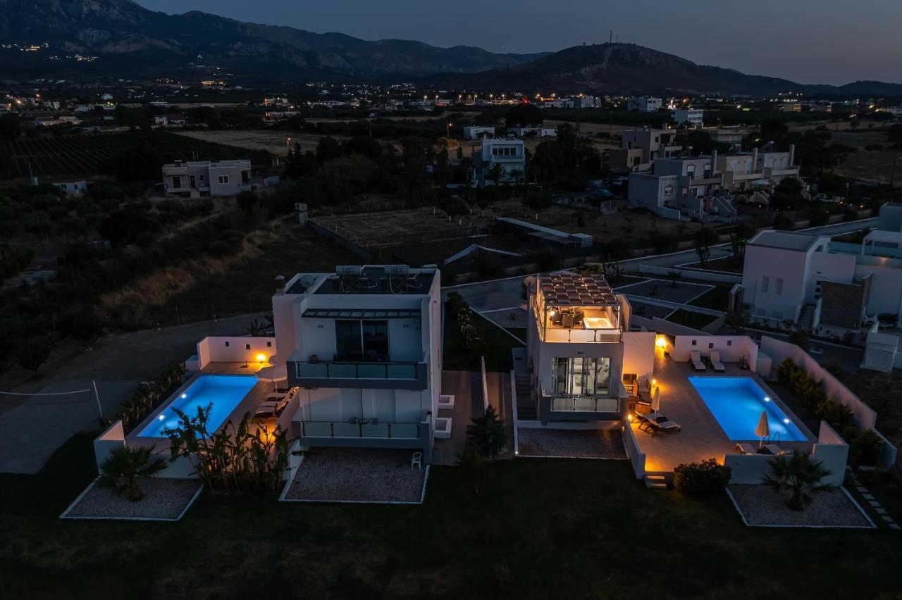 Asteria Pearl Villa 2 With Rooftop Jacuzzi ตีกากี ภายนอก รูปภาพ
