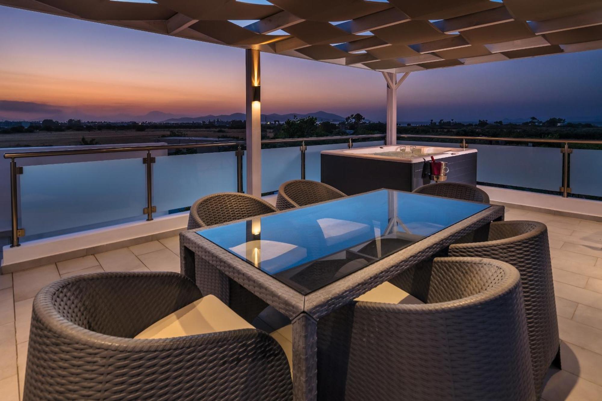 Asteria Pearl Villa 2 With Rooftop Jacuzzi ตีกากี ภายนอก รูปภาพ